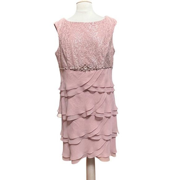 Jessica Howard Pink Sleeveless Lace Tiered Dress Embellished Waist Size 16 NWT - Picture 1 of 13